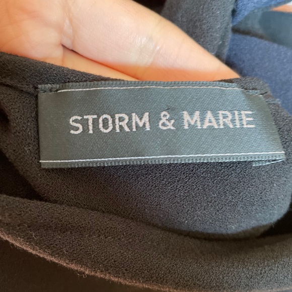 Storm and Marie High neck LBD with open back - Picture 3 of 4